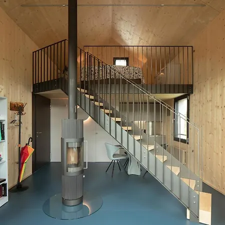 House Of Retreat Strada Vegia De Bren 9 Nr-01223 Apartment *