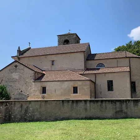 House Of Retreat Strada Vegia De Brén 9
